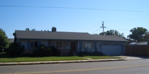 620 E Street, Patterson CA 95363 COZY AND COMFORTABLE